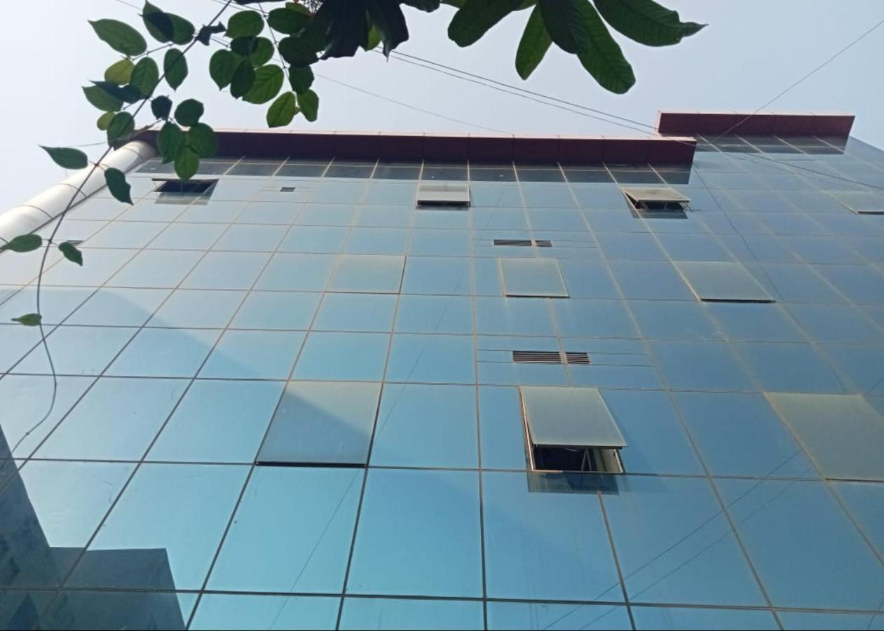 Hotel Amenda International New Delhi Exterior photo